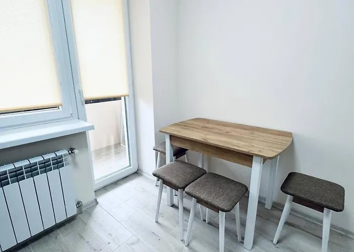 Двокімнатна Квартира На Корятовича, 2Б