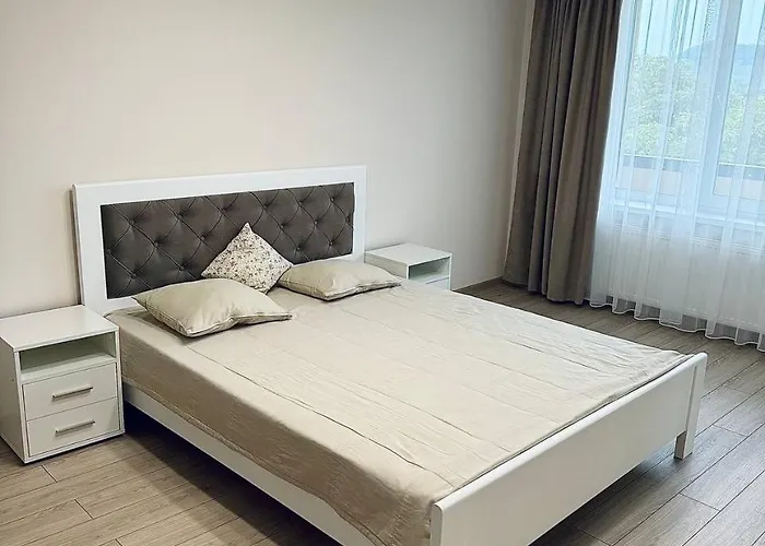 Двокімнатна Квартира На Корятовича, 2Б